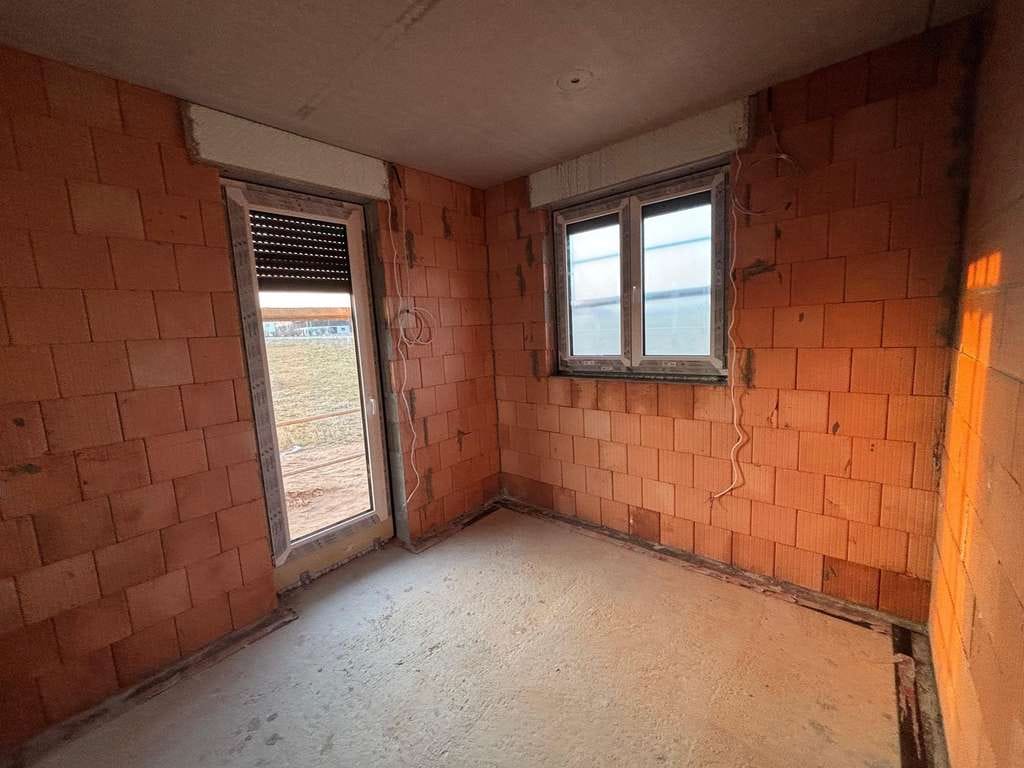 Immobilie in Irchenrieth - Bungalow mit Doppelgarage in Irchenrieth - Rohbau fertiggestellt - Bild 4
