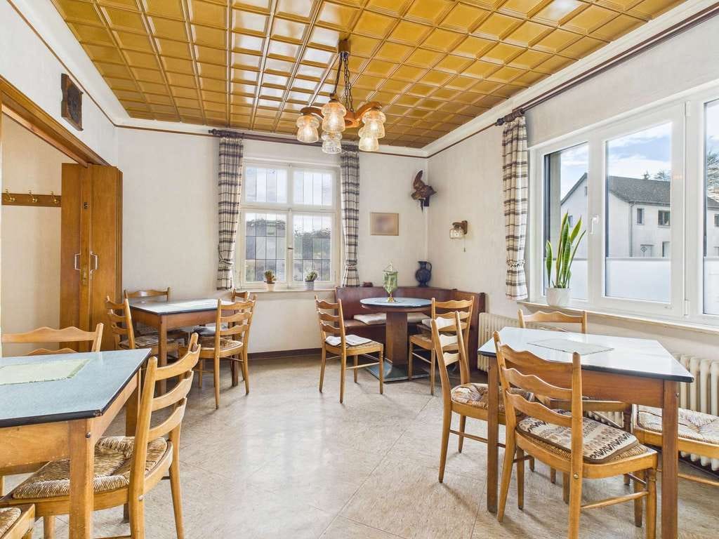 Immobilie in Sundern - Traditionshaus in Sundern zu verkaufen - Bild 1