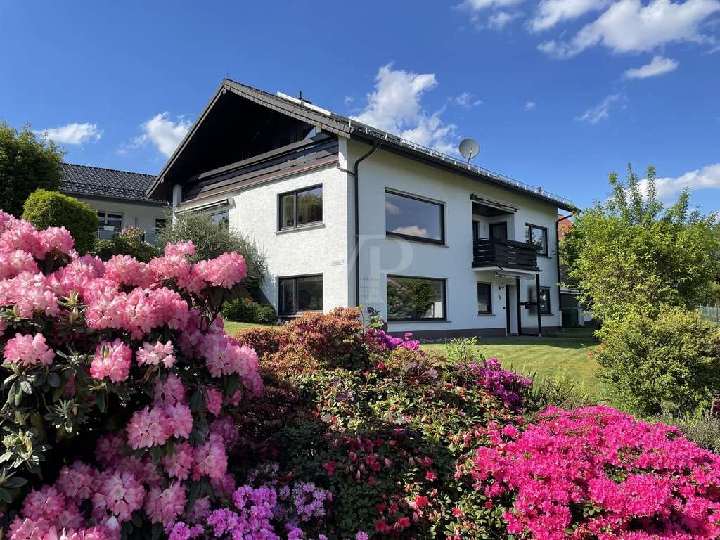Immobilie in Gummersbach - Traumhaftes Mehrgenerationenhaus in absoluter Höhenlage - Bild 1