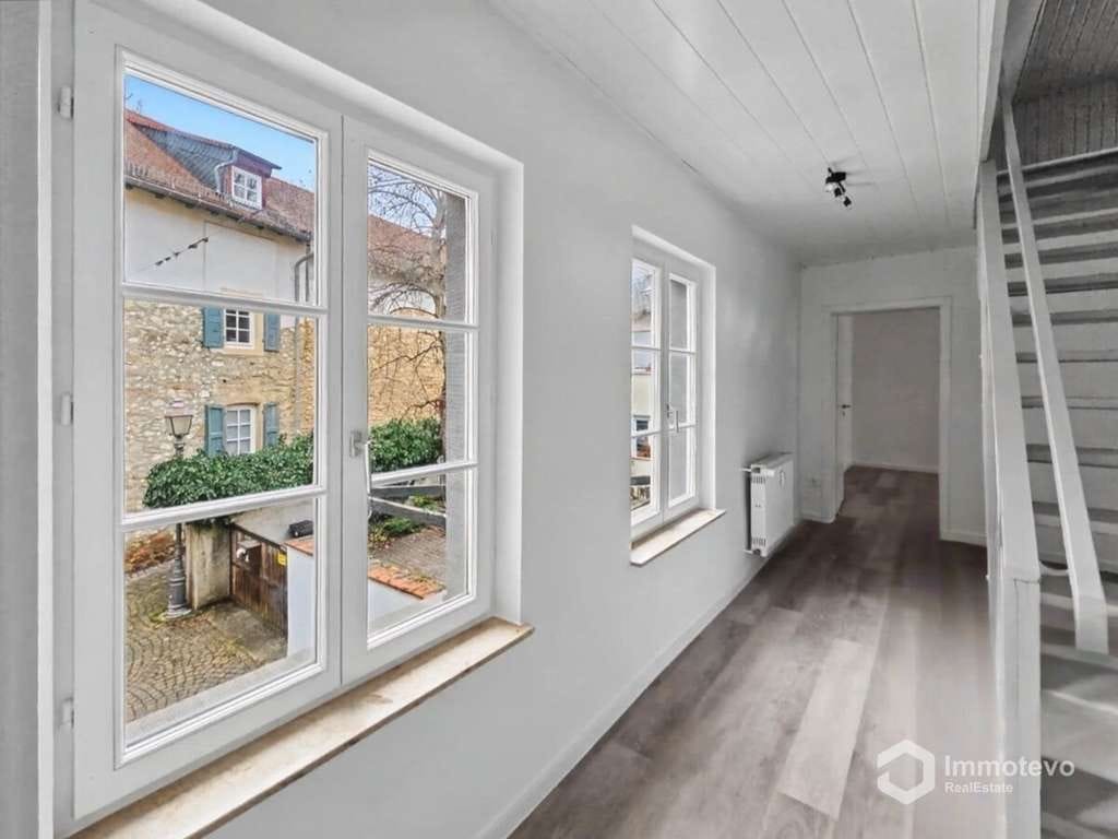 Immobilie in Freinsheim - Exklusive 5-Zimmer-Maisonettewohnung mit Sauna, großem Balkon & Stellplatz in Bestlage - Bild 2