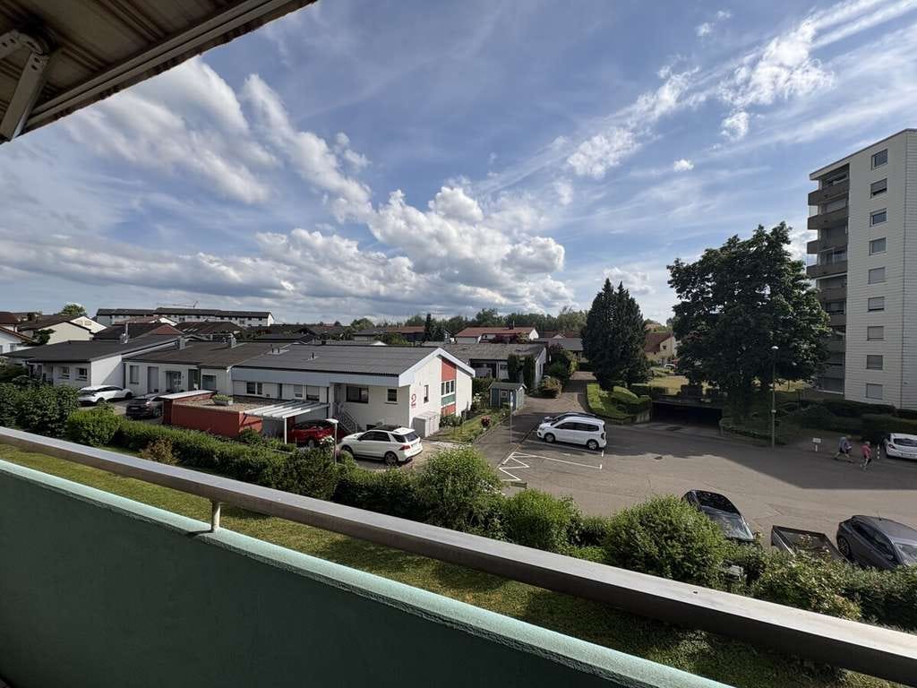 Immobilie in Markgröningen - Großzügige 4-Zimmer-Wohnung mit Balkon und Garage in ruhiger Wohnlage von Markgröningen - Bild 0