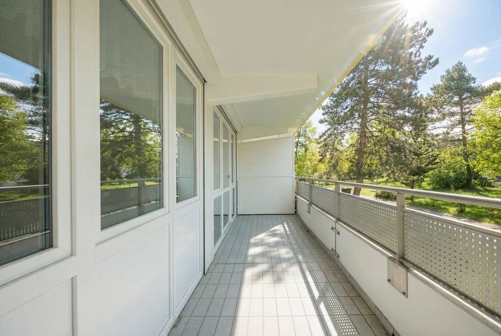 Immobilie in Unterhaching - Komfortable 2-Zimmer-Erdgeschosswohnung mit großer Loggia im beliebten Unterhaching!
 - Bild 3