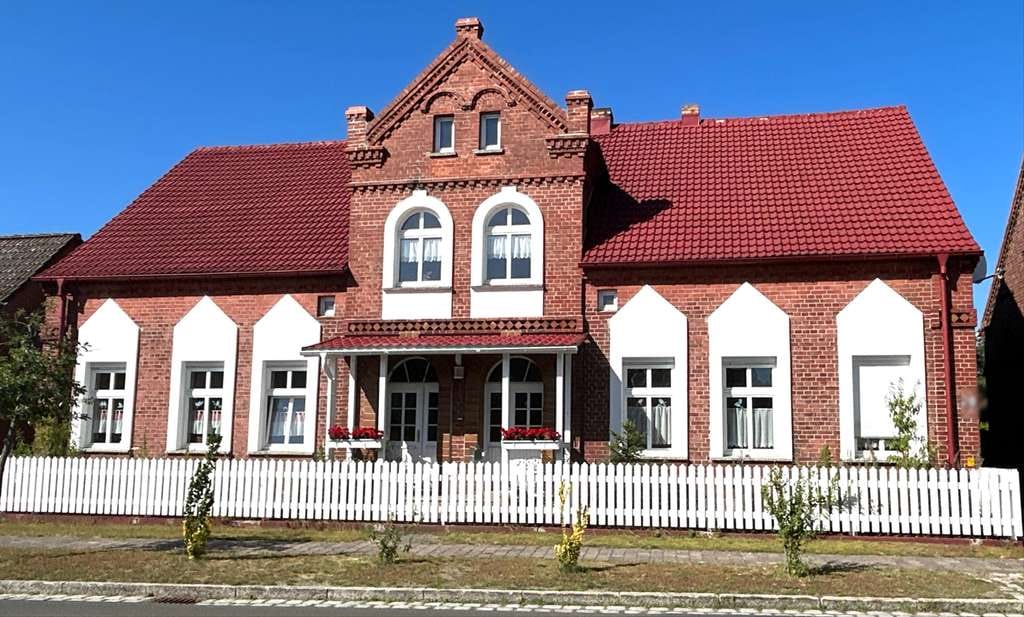 Immobilie in Ahlbeck - Großzügiges Wohnhaus mit vielen Möglichkeiten in Sandbad-Ahlbeck - Bild 0