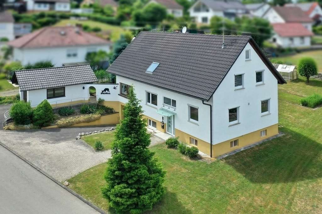 Immobilie in Haigerloch - Einfamilienhaus in familienfreundlicher Wohnlage - Bild 0
