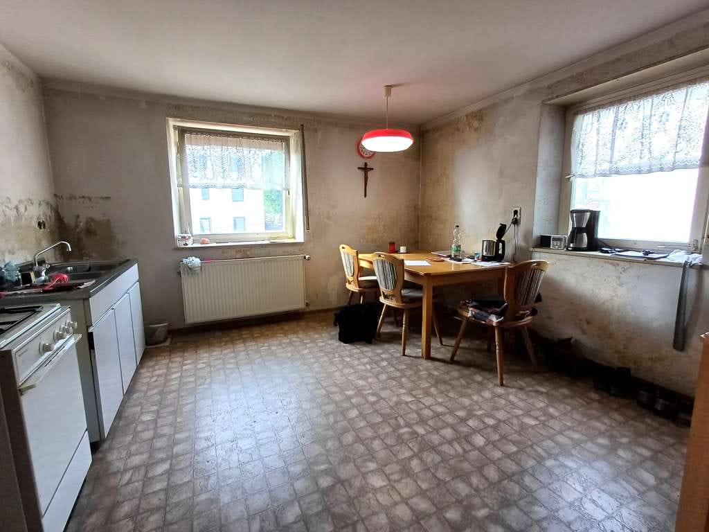 Immobilie in Rehling - Zentrales Mehrfamilienhaus mit großem Grundstück - Bild 2
