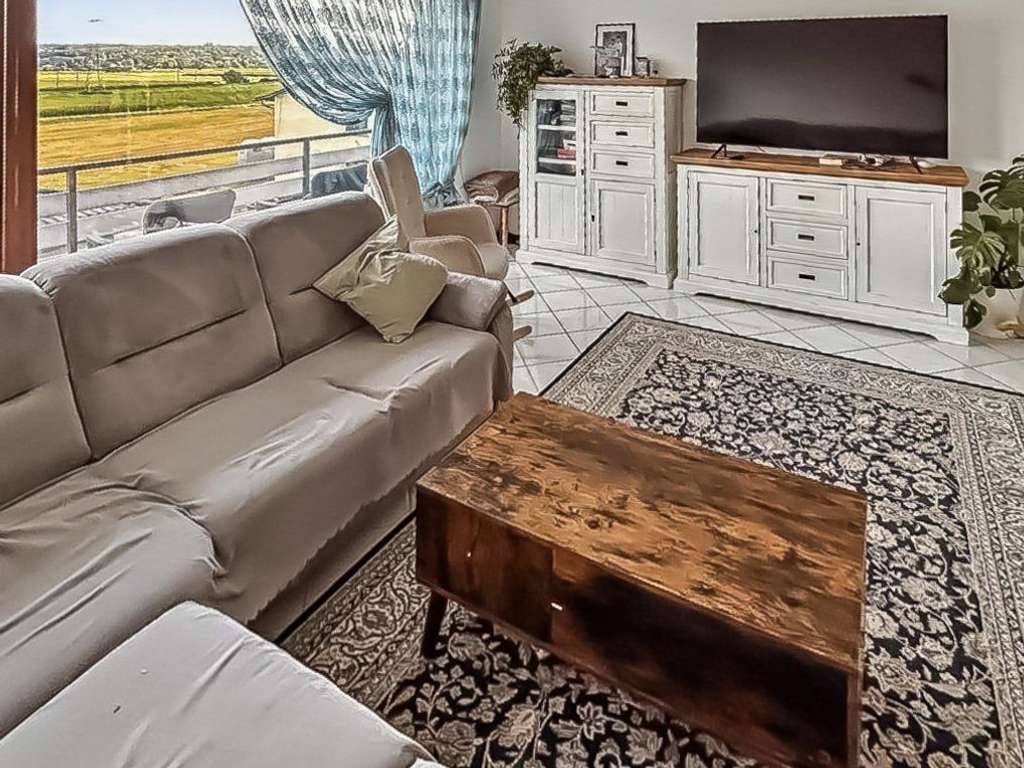 Immobilie in Fronhausen - Schönes, lichtdurchflutetes Einfamilienhaus mit Einliegerwohnung und Garten in Fronhausen - Bild 4