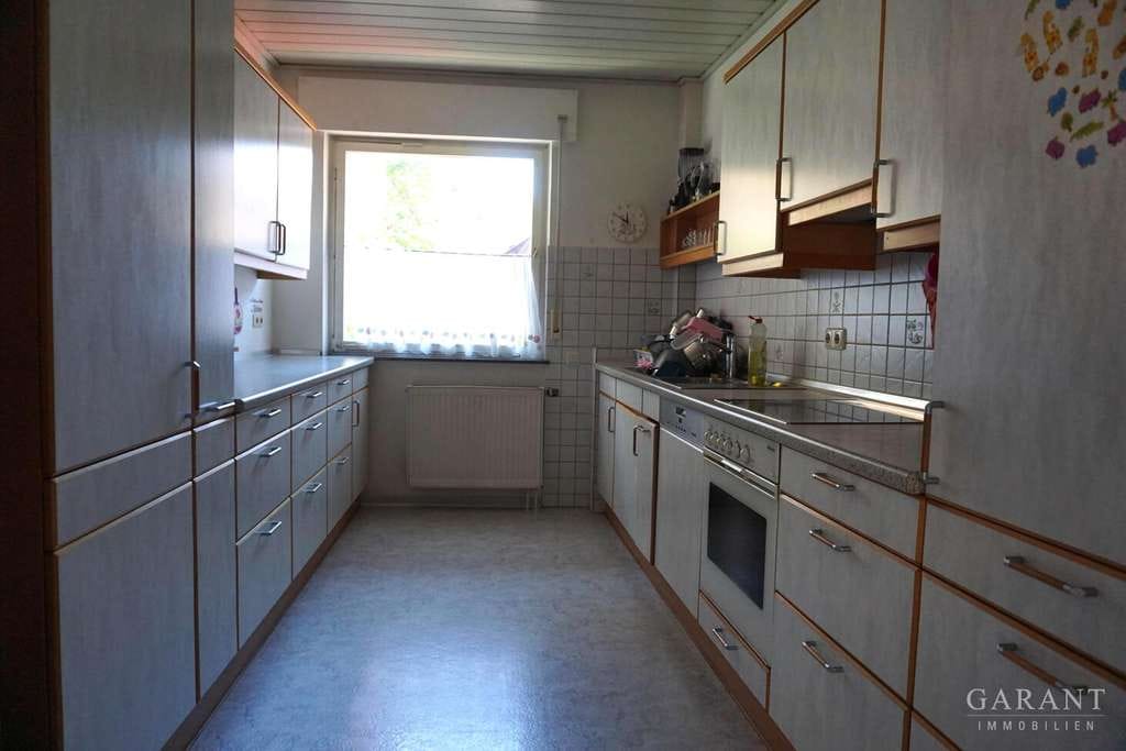 Immobilie in Wildberg - Teilrenoviertes Zweifamilienhaus mit Garten in Wildberg !  - Bild 1