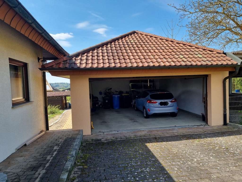 Immobilie in Hüffenhardt - Hochwertiges Einfamilienhaus auf großem Grundstück - Bild 4