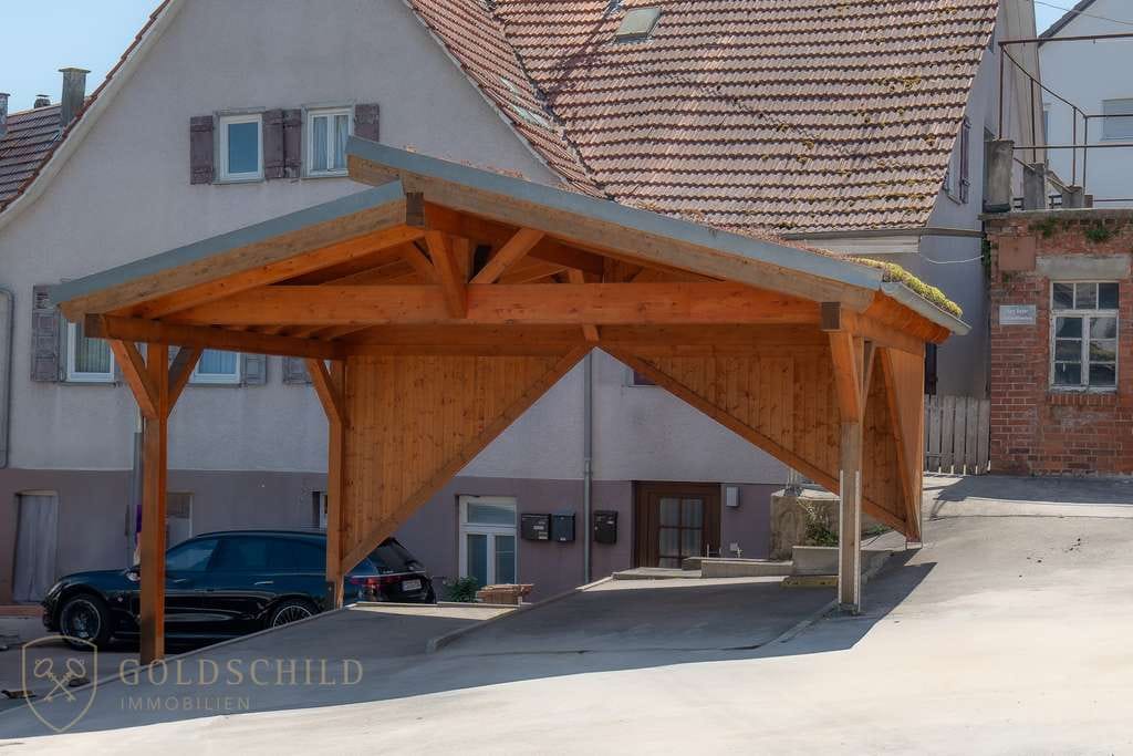 Immobilie in Hochdorf - Stilvoll kernsaniertes Bauernhaus mit Garten, Terrasse, 2x Carports & Gewölbekeller - Bild 4