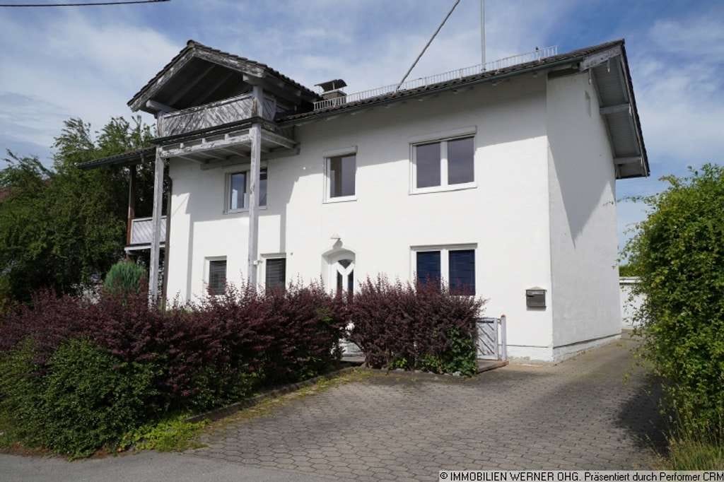 Immobilie in Prutting - ***Zweifamilienhaus am Bebauungsrand! 5 Min. zum Simssee, 15 Min. nach Rosenheim*** - Bild 1