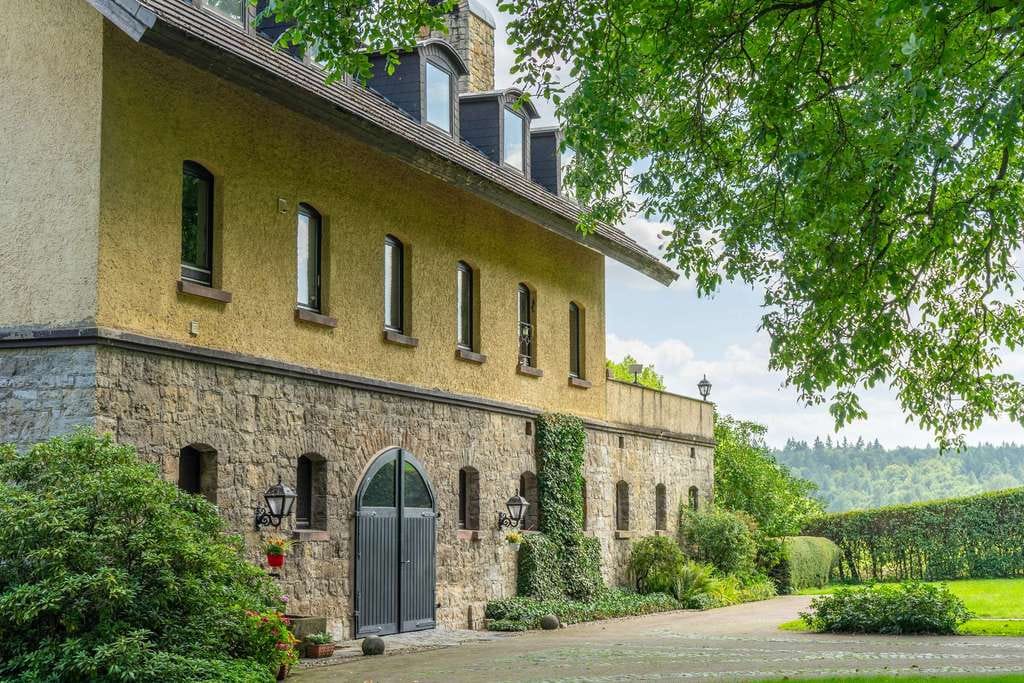 Immobilie in Hehlen - Vorwerk Ernestinental - Früheres Vorwerk der Grafen von der Schulenburg in wunderschöner Naturlage - Bild 2