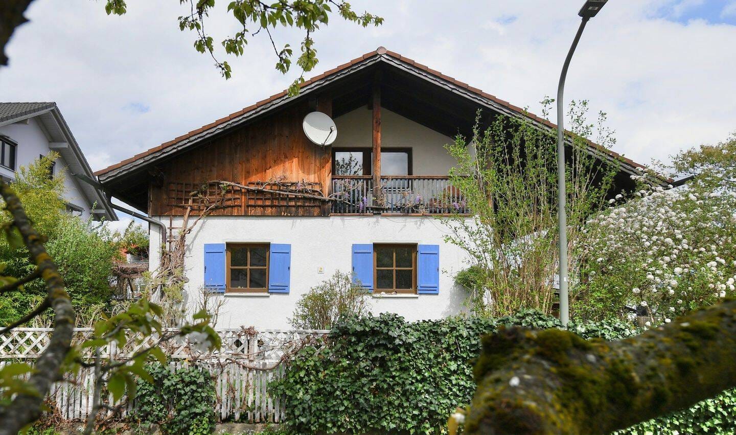 Immobilie in Großkarolinenfeld - Einfamilienhaus "PLUS" - mehr Nutzungen als üblich: Mehrgenerationhaus ODER 1 bis 2 Einliegerwohnung - Bild 4