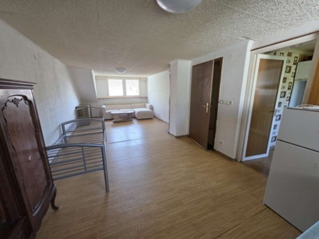 Immobilie in Ensdorf/Saar - *** 2 Familienhaus mit Garten *** - Bild 2