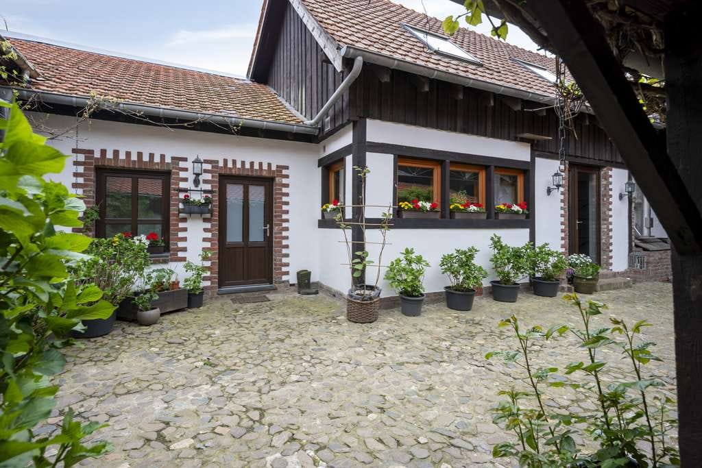 Immobilie in Waldfeucht - Landleben pur: Charmanter Vierkanthof mit Ausbaupotenzial in Waldfeucht-Hontem - Bild 0