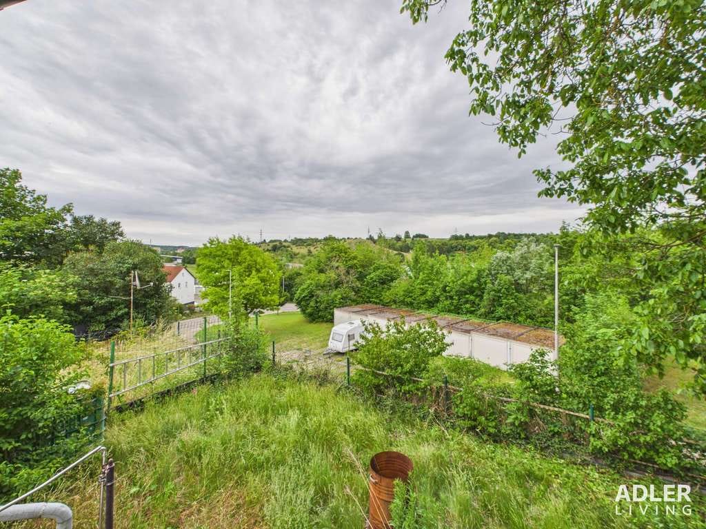 Immobilie in Herbrechtingen - Sanierungs- oder Abrissobjekt: Zweifamilienhaus auf ca. 800 m² Grundstück mit Fernblick - Bild 2