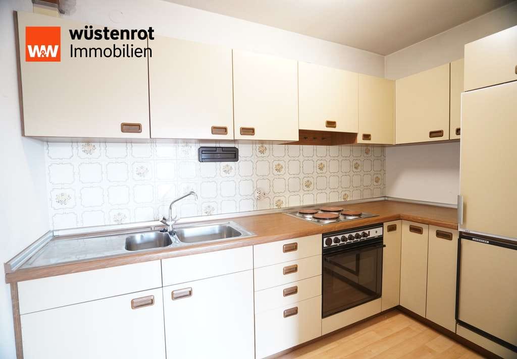Immobilie in Ochsenhausen - Sonniger Balkon, Stellplatz und viel Potenzial – 2-Zimmer-Wohnung in Ochsenhausen - Bild 3