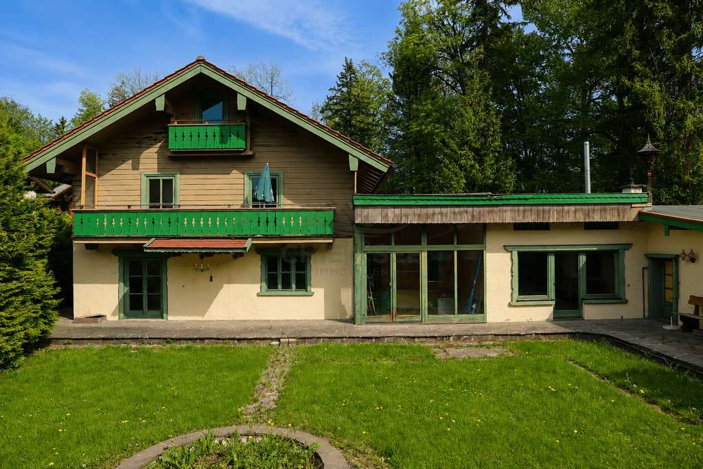 Immobilie in Ruhpolding - Großes parkähnliches Grundstück mit Altbestand zentral in Ruhpolding - Bild 1