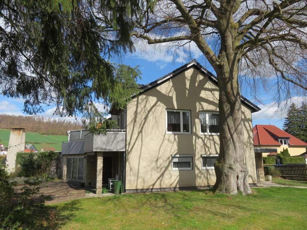 Immobilie in Delligsen - *Delligsen* 190 m² großes REH mit 1552 m² Grundstück. - Bild 2