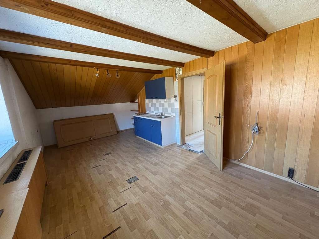 Immobilie in Inzell - Sanierungsbedürftiges Einfamilienhaus / Zweifamilienhaus in Inzell-Gschwall - Bild 2
