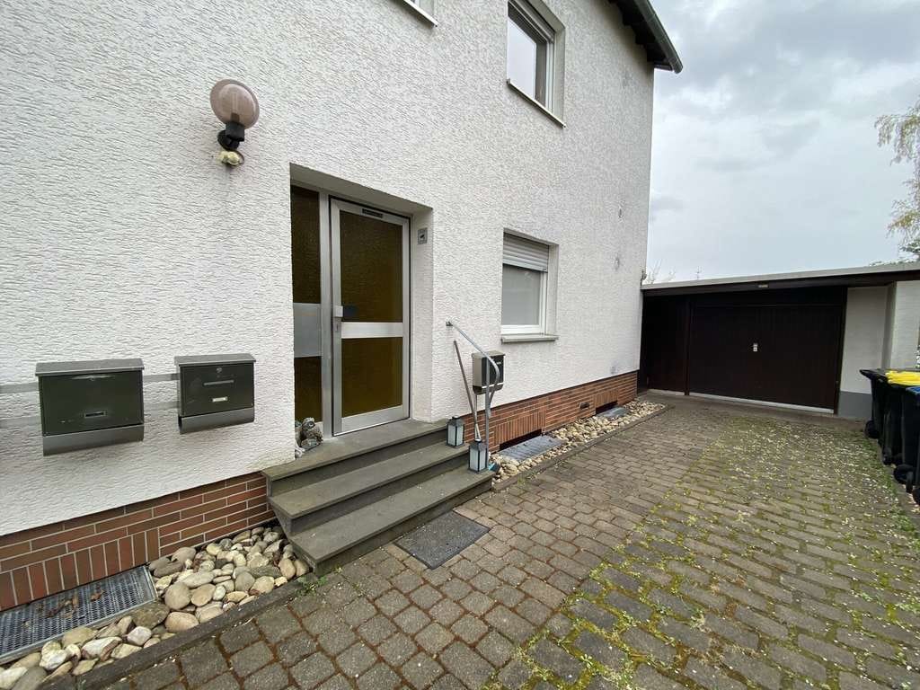 Immobilie in Nörtershausen - Dreifamilienhaus in ruhiger Höhenlage Nähe Koblenz - Raumwunder mit viel Potential - Bild 3