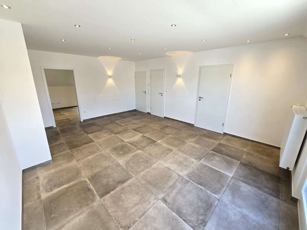 Immobilie in Büren - PROVISIONSFREI Traumwohnung in Toplage von Büren – ca. 154 m² purer Wohnkomfort mit extra Spitzboden - Bild 2