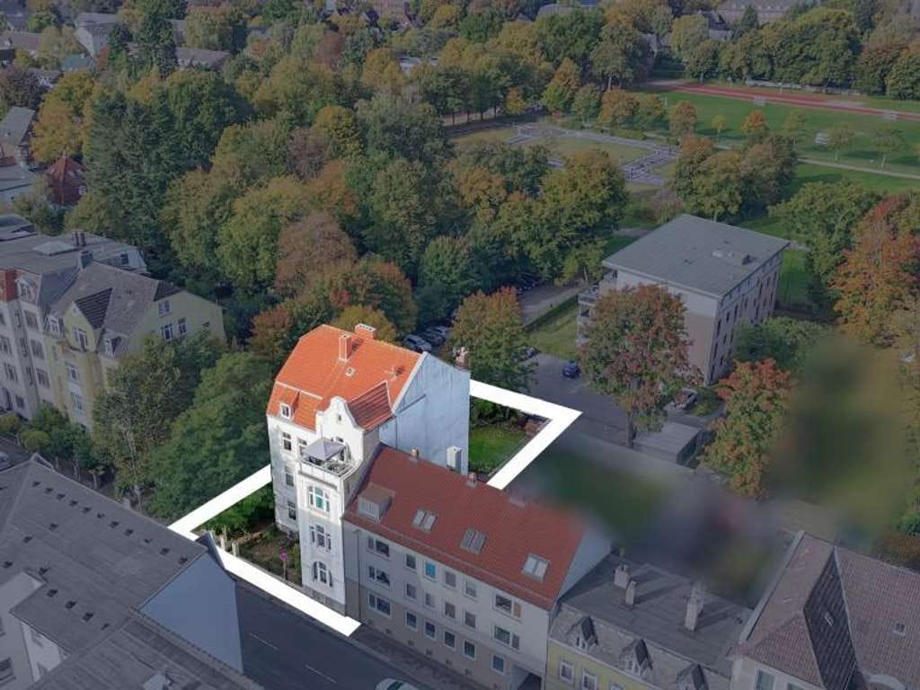 Immobilie in Neumünster - Charmantes Altbau-MFH mit 4 Wohneinheiten in zentraler Lage! - Bild 1
