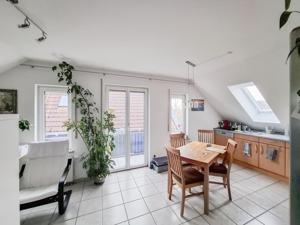 Immobilie in Petershausen - Dachgeschosswohnung in Petershausen - Bild 2