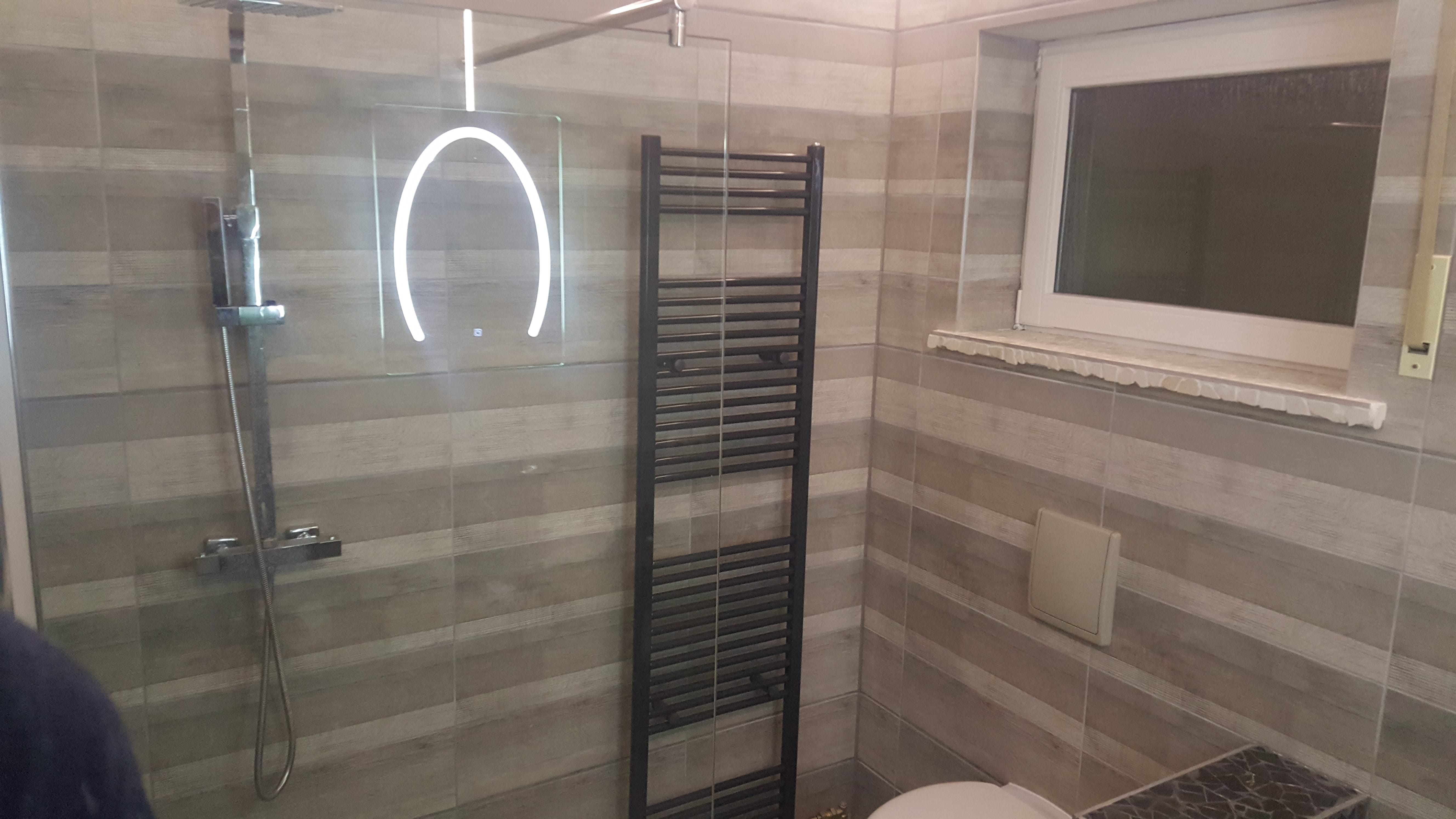 Immobilie in Berg b.Neumarkt i.d.OPf. - Einzigartiger Wohntraum mit Sauna, Whirlpool, Kachelofen und Silence Room/Fitnessraum - Bild 1