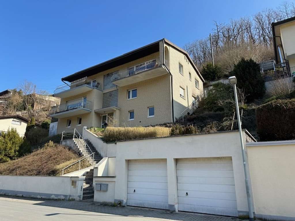 Immobilie in Usingen - Attraktives Mehrfamilienhaus mit 3 Wohneinheiten in ruhiger Lage von Usingen-Kransberg - Bild 0