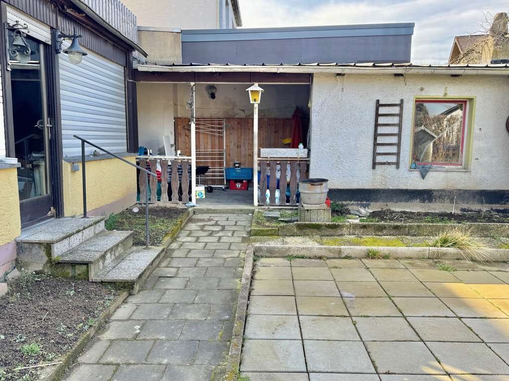 Immobilie in Bassenheim - 3 WOHNUNGEN, GARAGE, GARTEN, voll vermietet - Bild 4