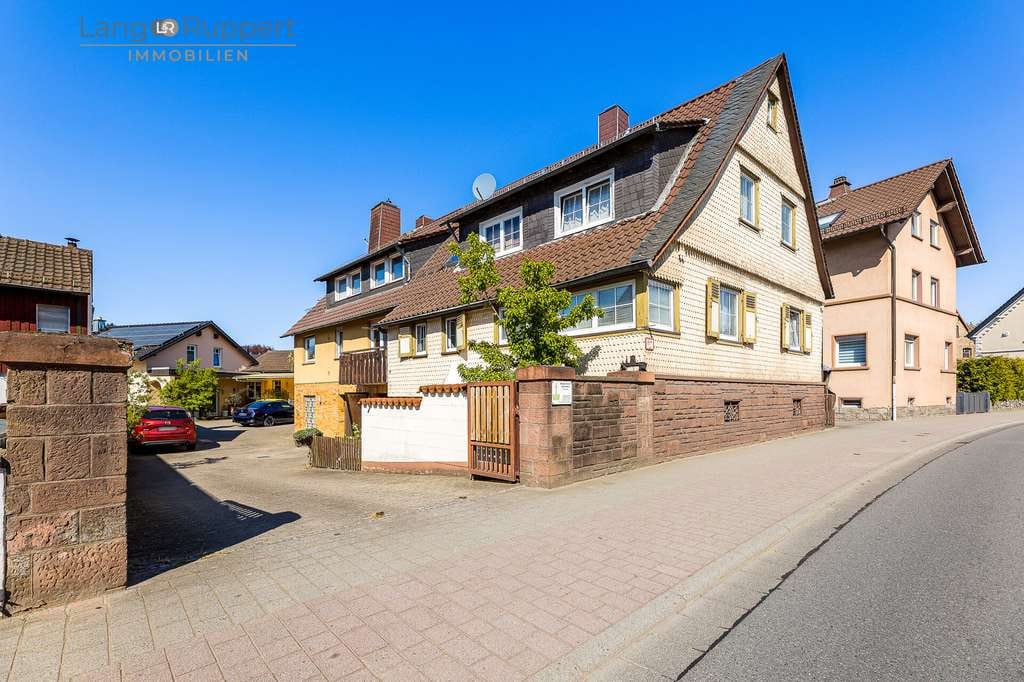 Immobilie in Rimbach - Großzügige Wohnung mit Hauscharakter auf zwei Ebenen - Bild 0