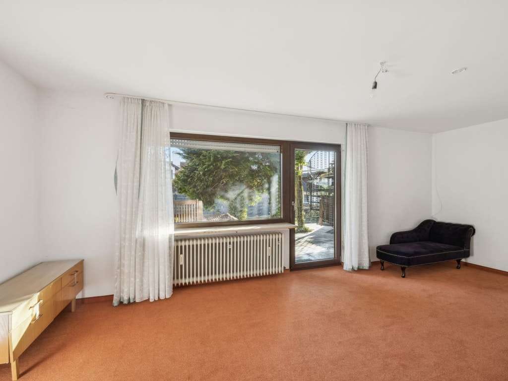 Immobilie in Nandlstadt - *Ab 01.05.26 frei!* Großzügiges Einfamilienhaus mit Einliegerwohnung in ruhiger Lage von Nandlstadt - Bild 3
