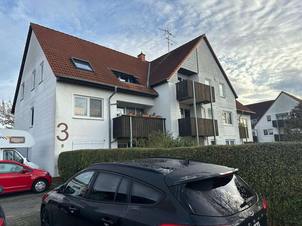 Immobilie in Algermissen - BENIT|🏡 ALGERMISSEN, Sanierungsbedürftige - 4-Zimmer, 93 qm, Balkon - Bild 2