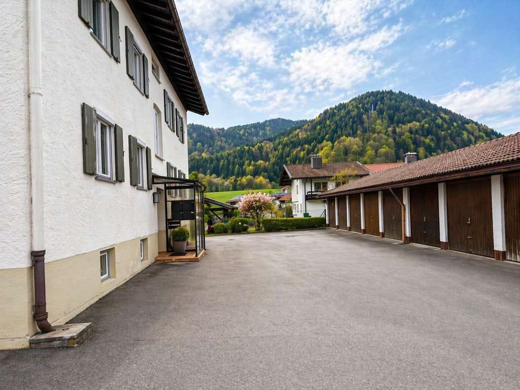 Immobilie in Schliersee - Individuelle Wohnträume verwirklichen - 2-Zimmer-Wohnung in ruhiger Lage von Schliersee - Bild 0