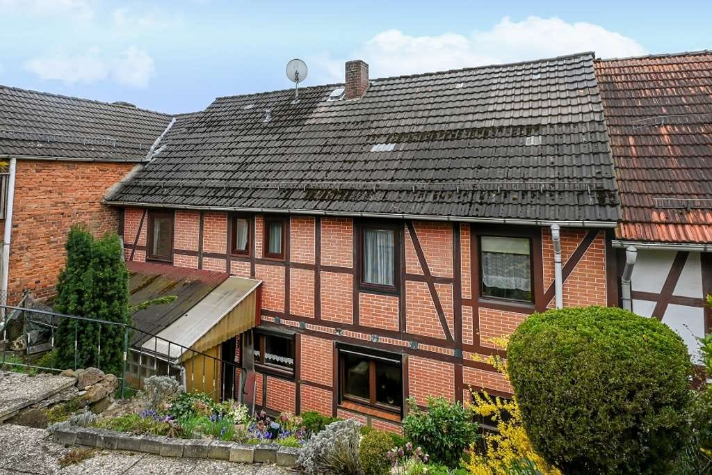 Immobilie in Helsa - Einfamilienhaus in Helsa! - Bild 0