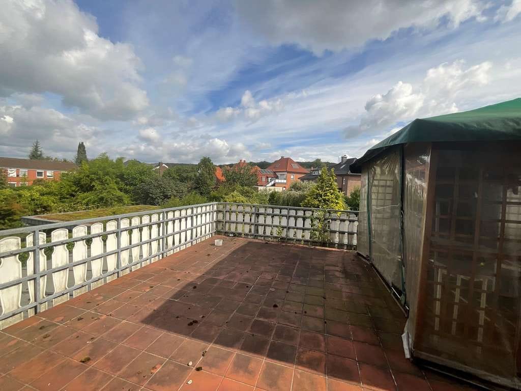 Immobilie in Lengerich - Altbauvilla mit schön viel Platz, großer Dachterrasse und Doppelgarage - Bild 2