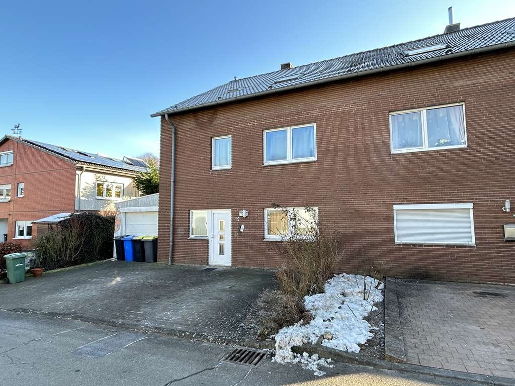 Immobilie in Warburg - Charmante Doppelhaushälfte mit Garten, Terrasse, Garage in Warburg-Bonenburg - Bild 0