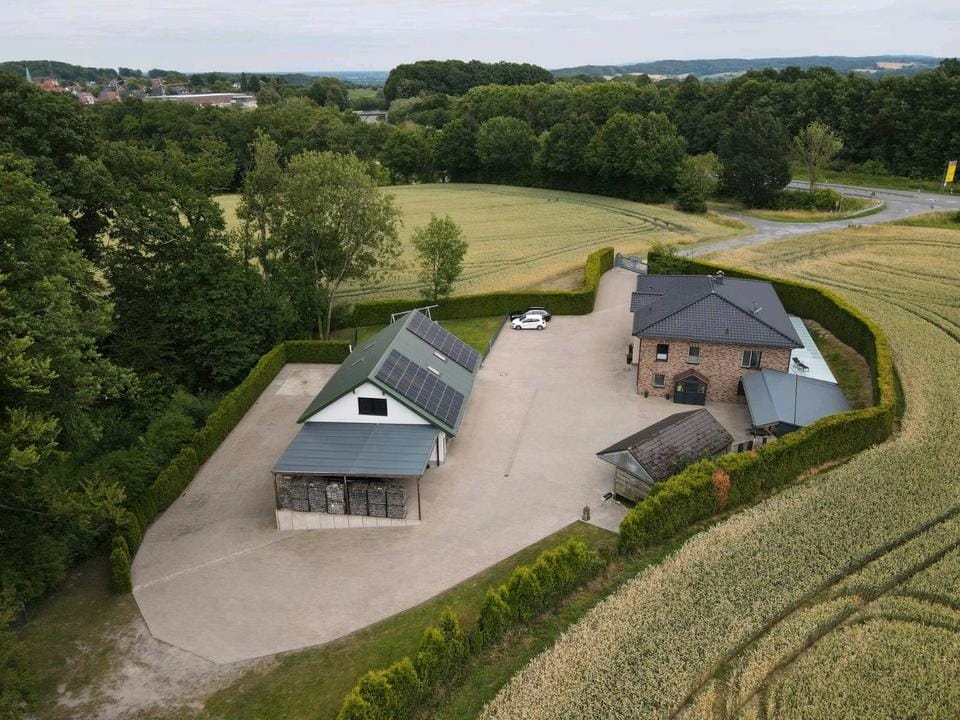 Immobilie in Ostercappeln - Haus Hof kaufen verkaufen Pferdehof Anwesen ländlich resthof - Bild 0