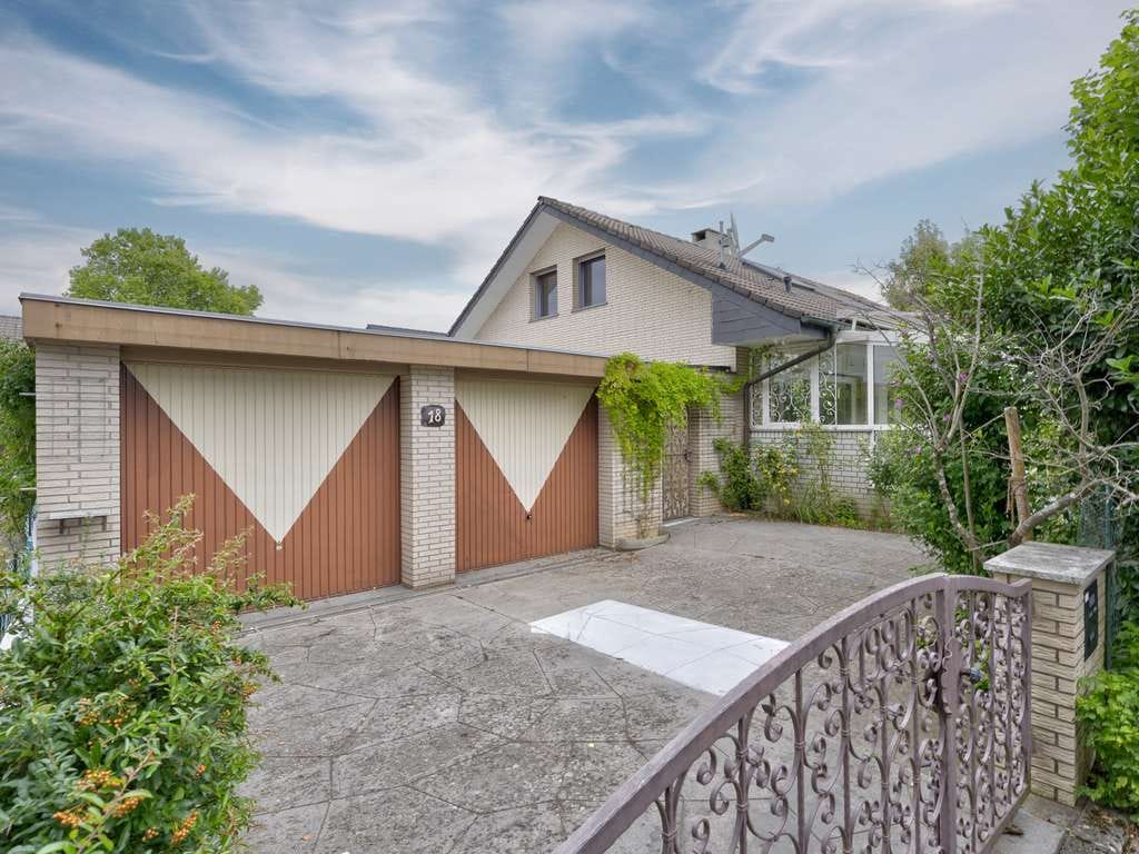 Immobilie in Efringen-Kirchen - Nordischer Klinker im sonnigen Süden – Ihr großzügiges Zuhause mit Garten - Bild 0
