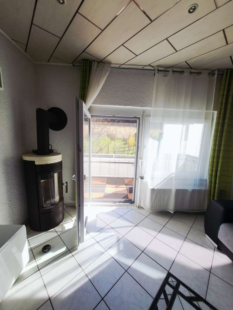 Immobilie in Contwig - Gepflegte Doppelhaushälfte, großzügig und modern ausgestattet - Bild 4