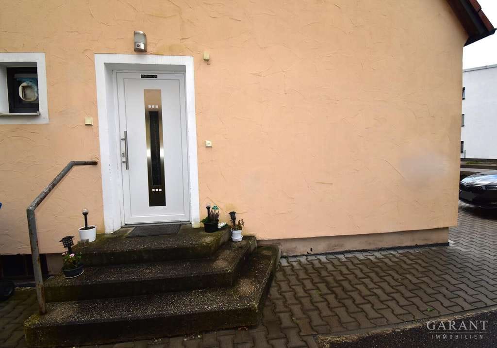 Immobilie in Kelheim - Gepflegtes Haus in Kelheim in bevorzugter Lage! - Bild 2