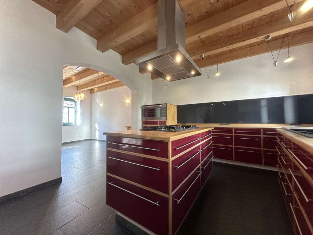 Immobilie in Lahnau - Modernisiertes Einfamilienhaus mit ausbaubarer Bürofläche. - Bild 2
