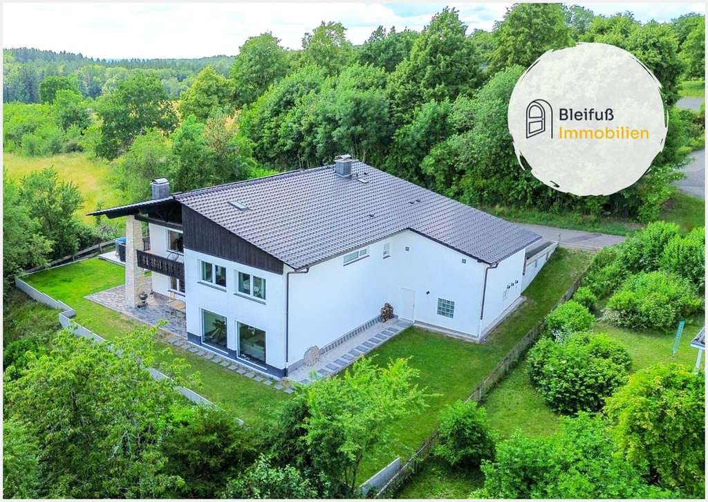 Immobilie in Grünberg - Ein Zuhause zum Ankommen: Großzügiges Wohnen in traumhafter Ortsrandlage - Bild 0