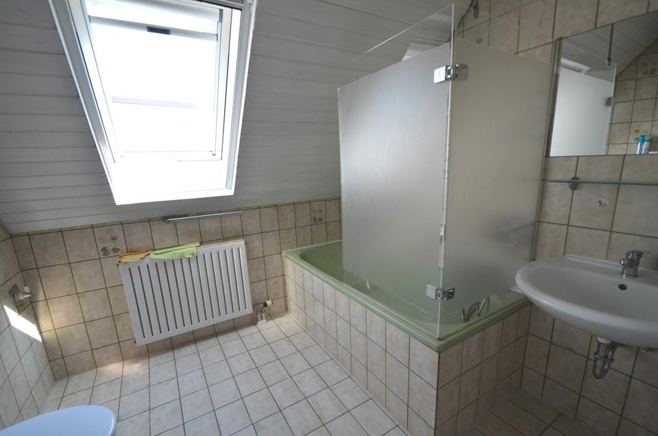 Immobilie in Steinenbronn - 3 Zimmer Wohnung in kleiner Einheit mit Garage - Bild 0