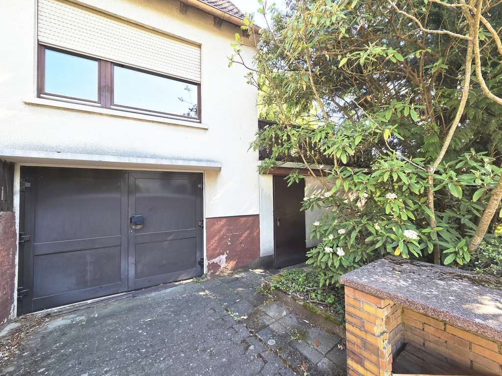 Immobilie in Roßdorf - Roßdorf: Zweifamilienhaus mit viel Potential für Handwerker - Bild 1