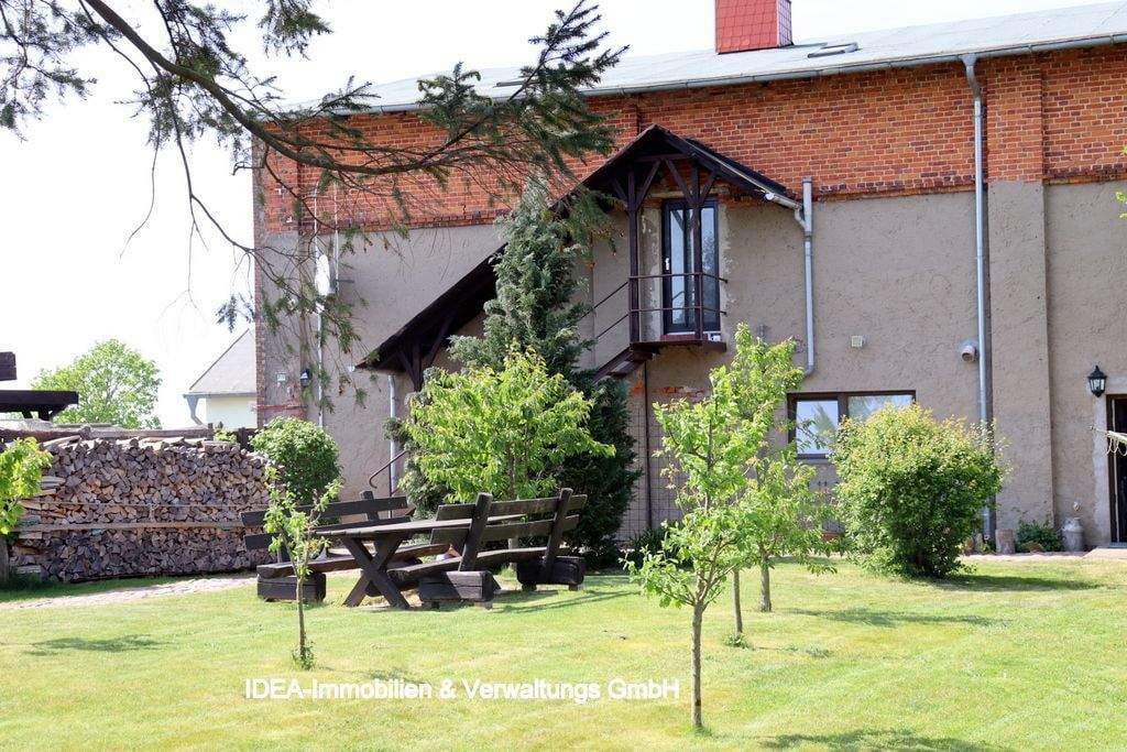 Immobilie in Ribnitz-Damgarten - Solides Mehrgenerationshaus mit 3 Wohnungen, ein Ferienhaus und ein Tiny House zu verkaufen! - Bild 0