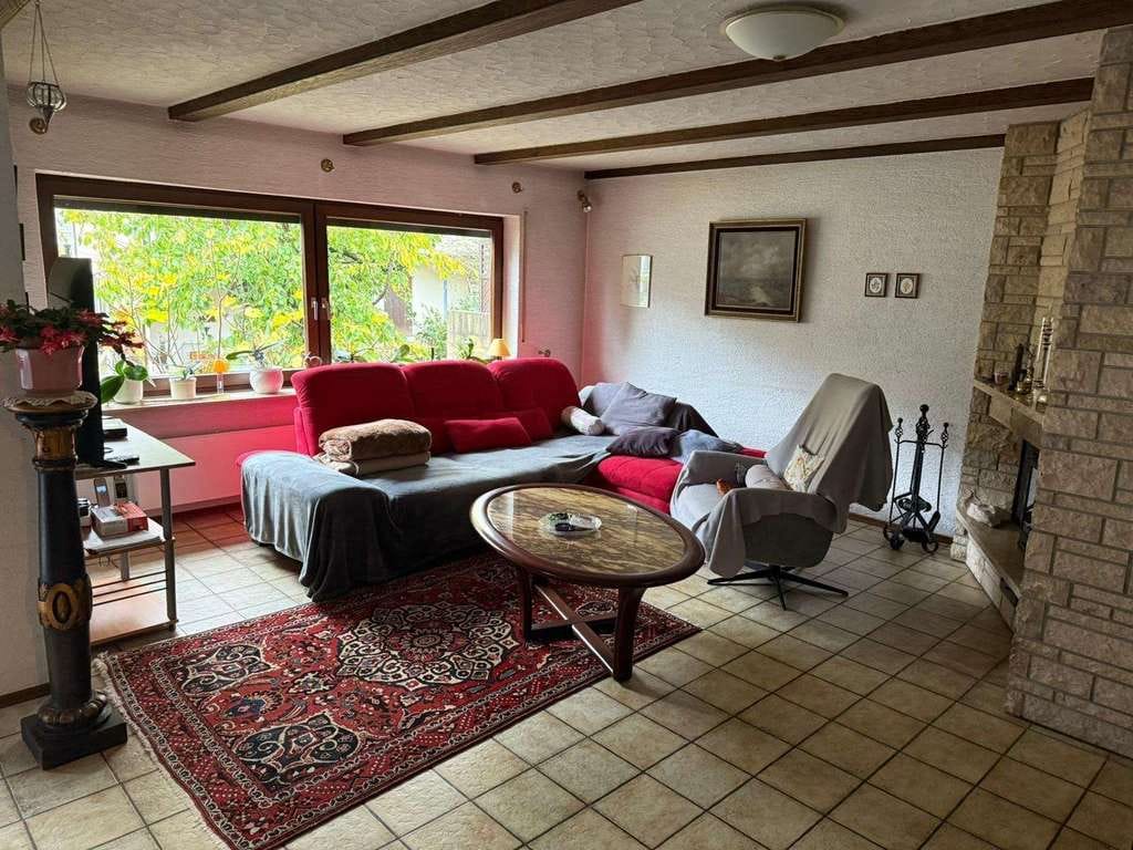 Immobilie in Ettlingen - Großzügiges Einfamilienhaus in Ettlingen-Bruchhausen - Bild 2