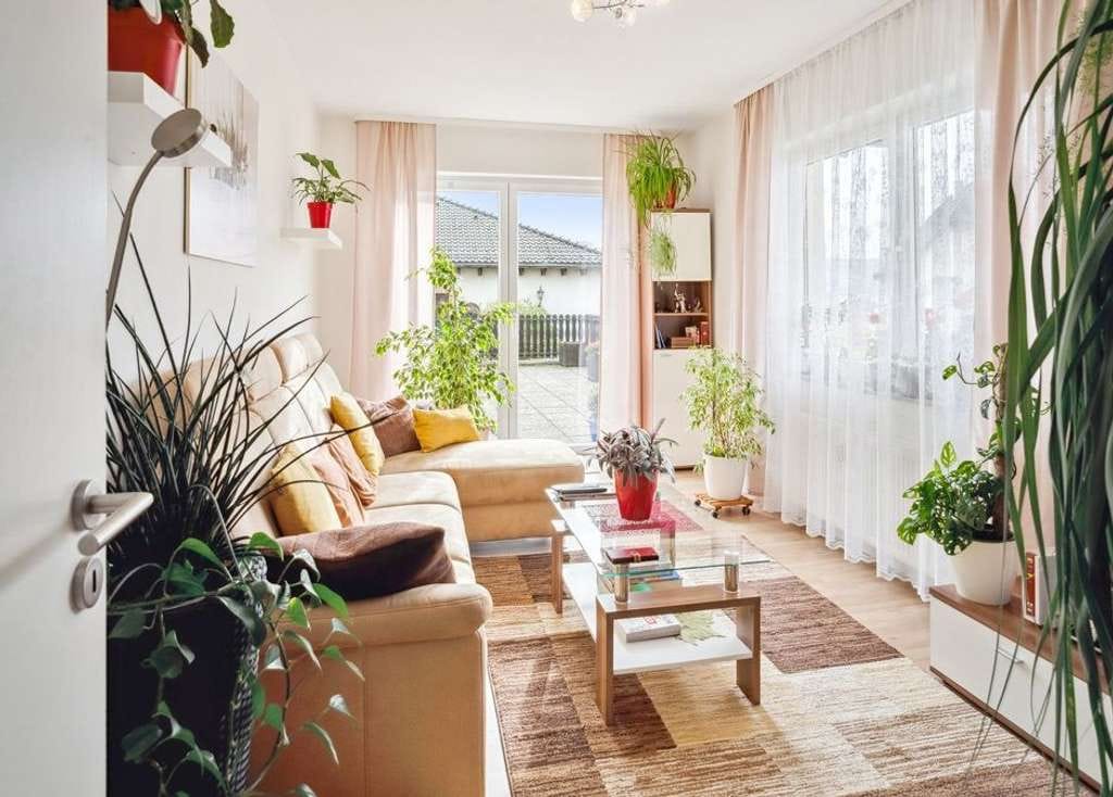 Immobilie in Gehlert - Gepflegtes Dreifamilienhaus, 2 Wohnungen vermietet,  in Hachenburg - Bild 3