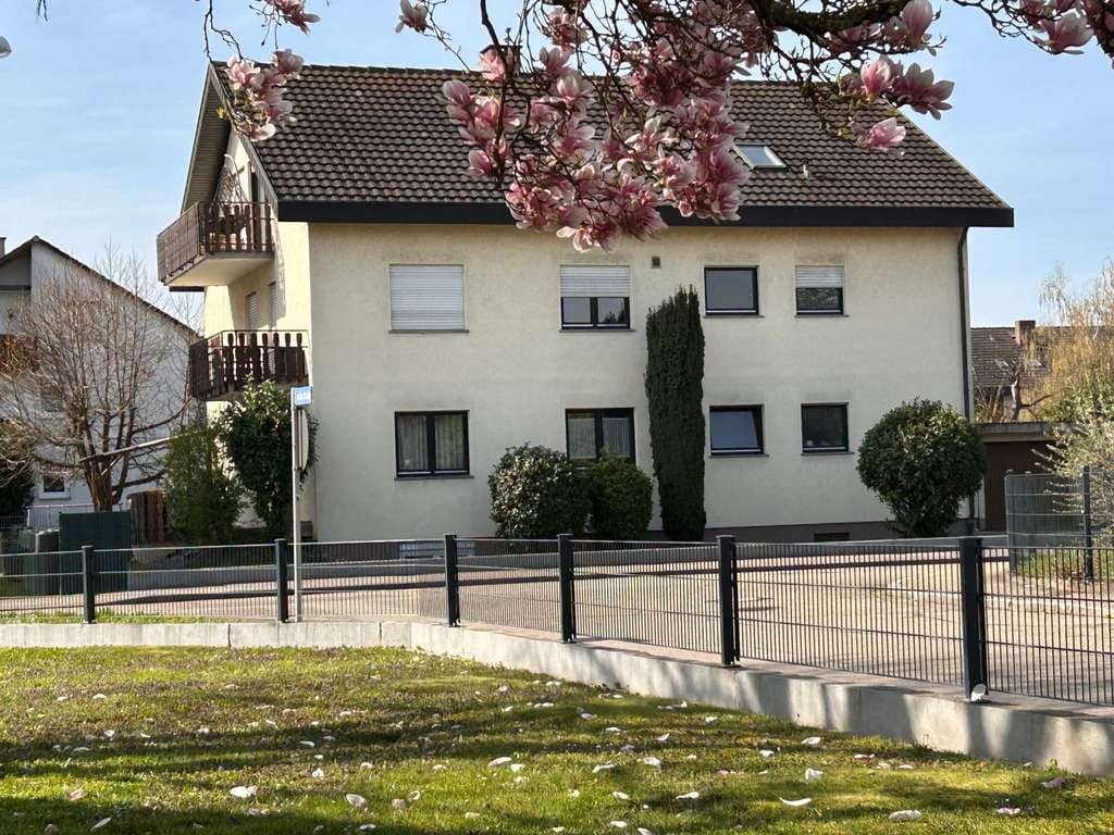 Immobilie in Kappel-Grafenhausen - Tolles familienfreundliches MFH, zeitnaher Einzug nach Vereinbarung in 2 Wohnungen möglich! - Bild 0
