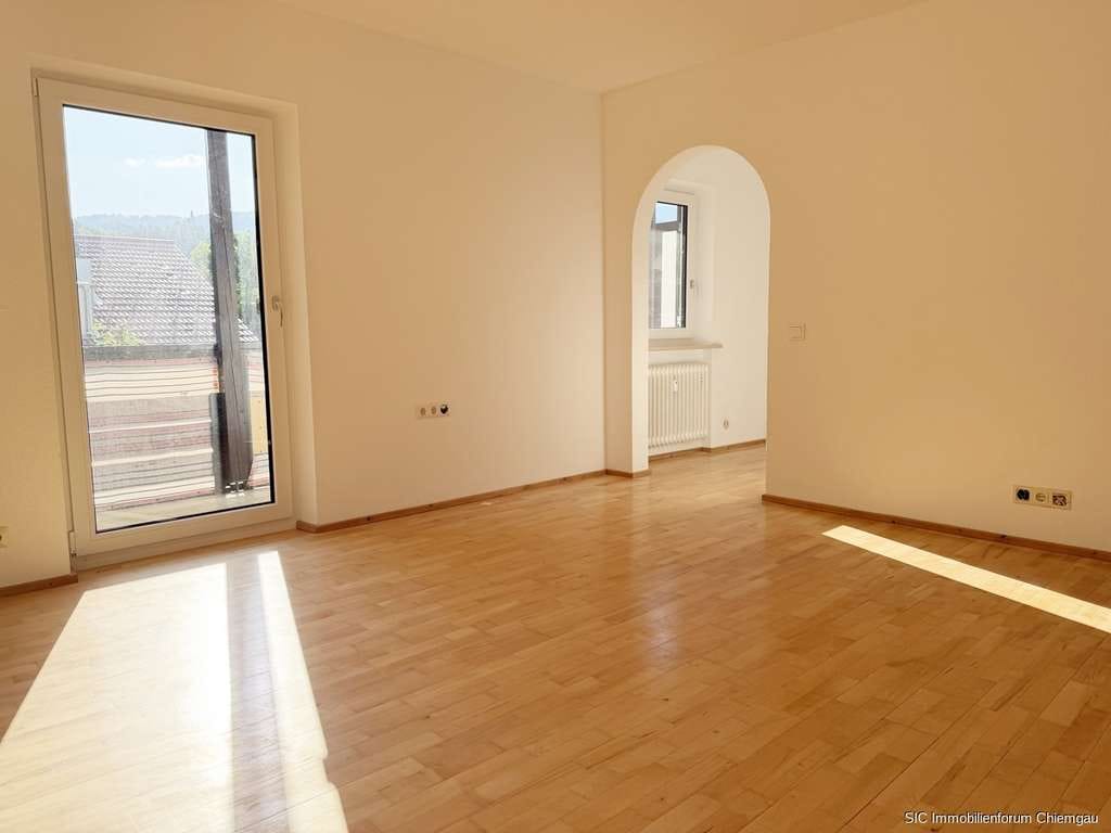 Immobilie in Bad Reichenhall - Bad Reichenhall - Karlstein 
2 kleine Wohnungen direkt nebeneinander – 2 x 2 oder 1 x 4 Zimmer mögl - Bild 4